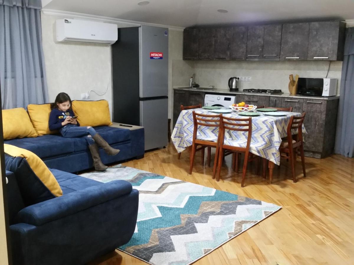 Guest House 15A Кутаиси Экстерьер фото