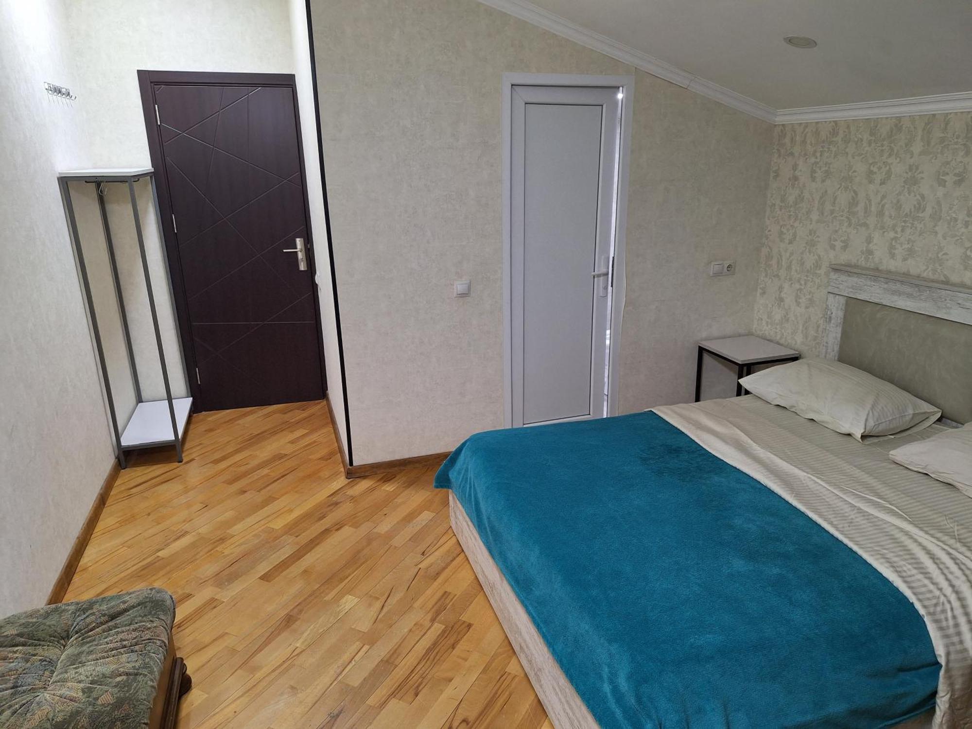 Guest House 15A Кутаиси Экстерьер фото