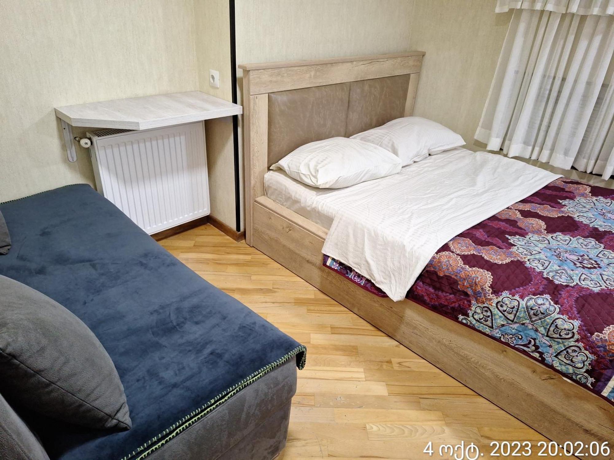 Guest House 15A Кутаиси Экстерьер фото
